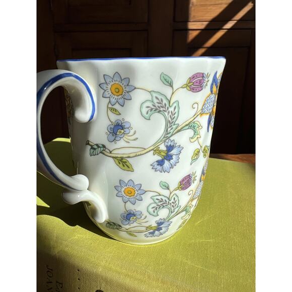 VTG Floral Mug with Swirl & Blue Trim Fine Bone China, Haddon Hall Blue, England - Picture 2 of 10